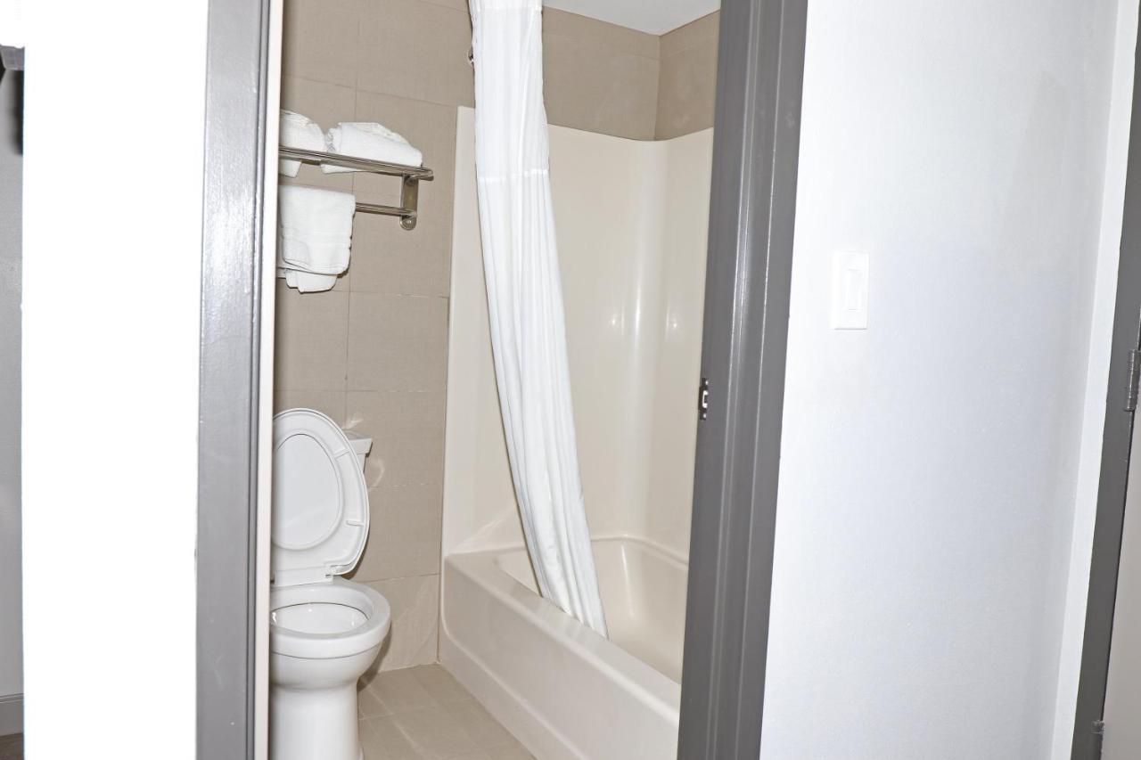 Hotel Wingate By Wyndham Fishkill Extérieur photo