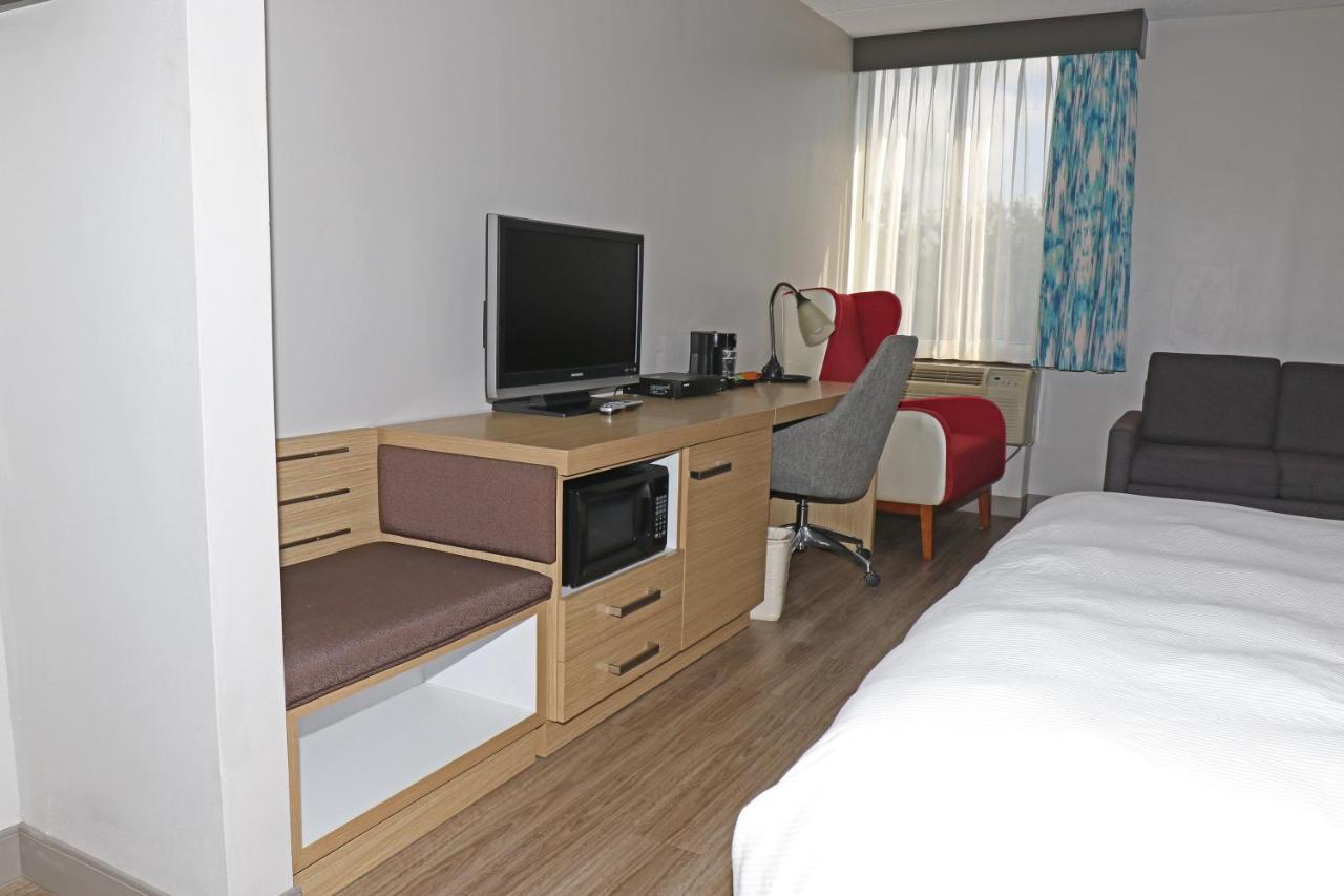 Hotel Wingate By Wyndham Fishkill Extérieur photo