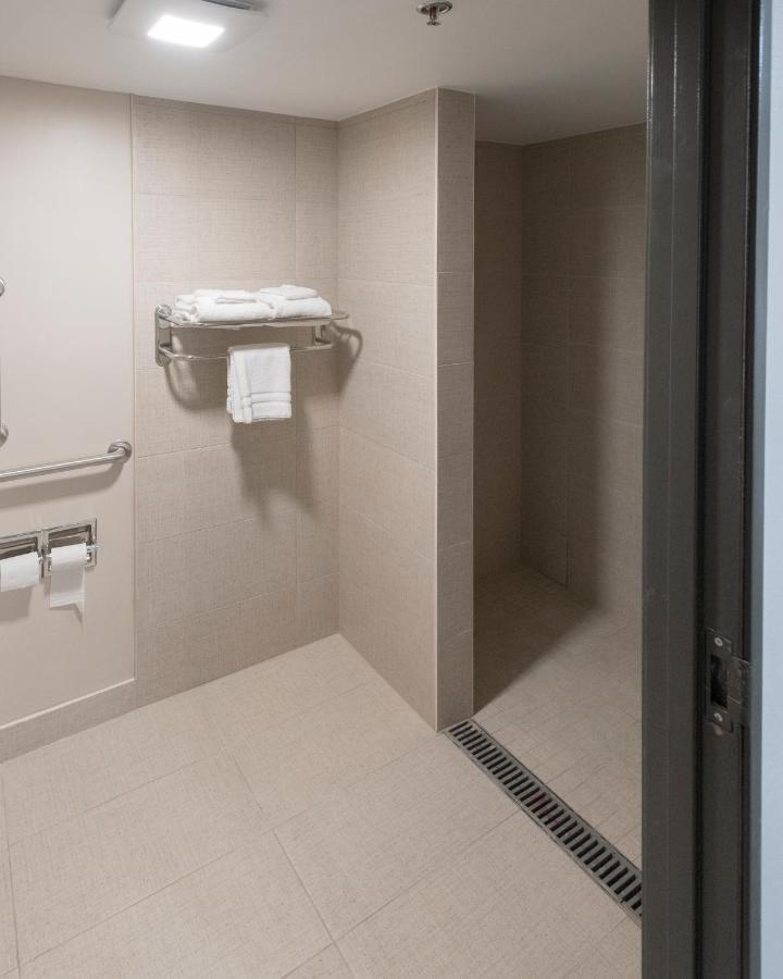 Hotel Wingate By Wyndham Fishkill Extérieur photo