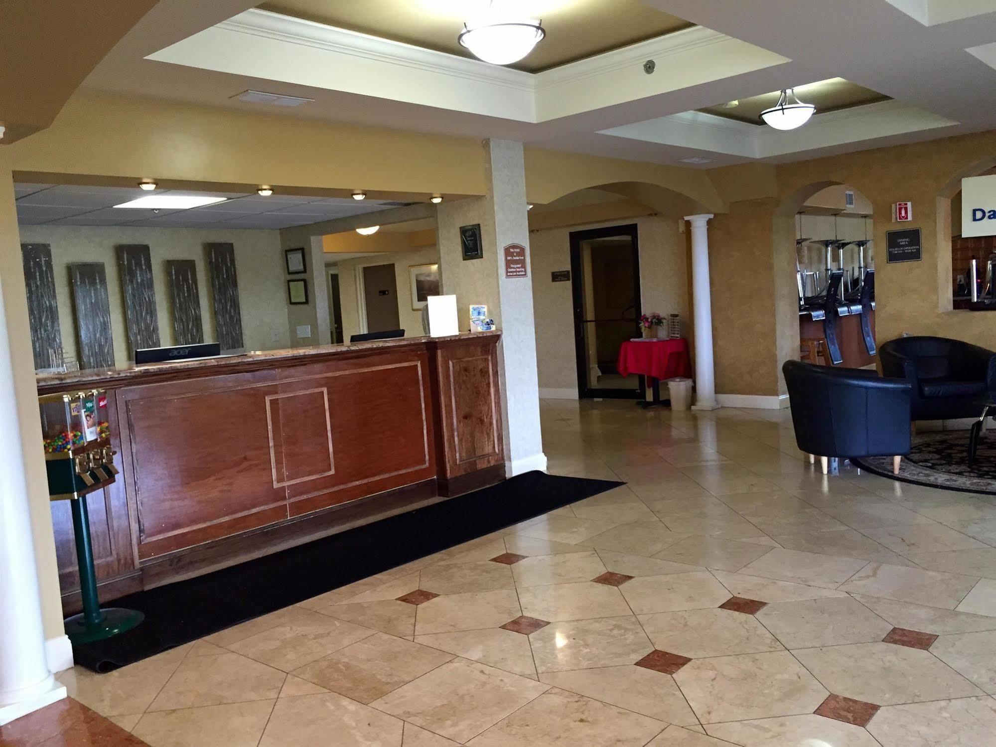 Hotel Wingate By Wyndham Fishkill Extérieur photo